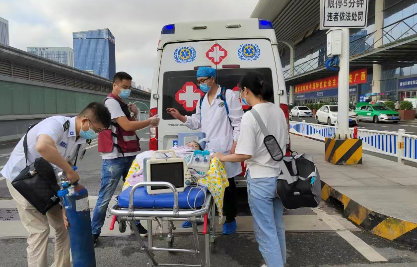 和田市救护车出租公司